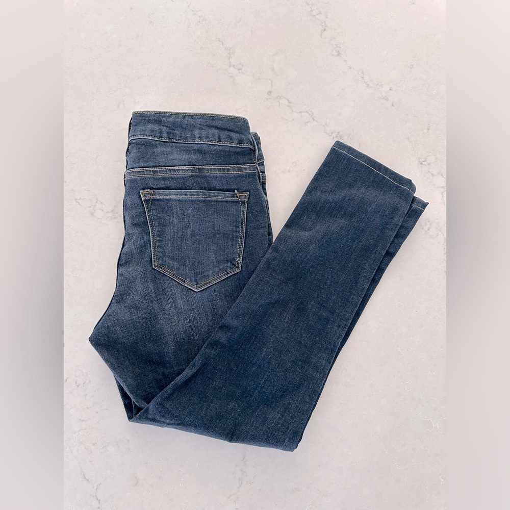 Old Navy Mid Rise Rockstar Jeans NWT size 6 Petite